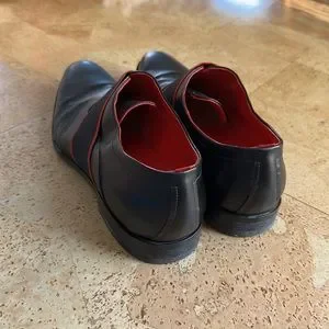 HUGO | Shoes | Hugo By Hugo Boss Mens 9 Black Red Dress  display picture 2